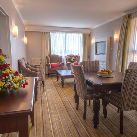 Holiday Inn - Harare, An Ihg Hotel Buitenkant foto