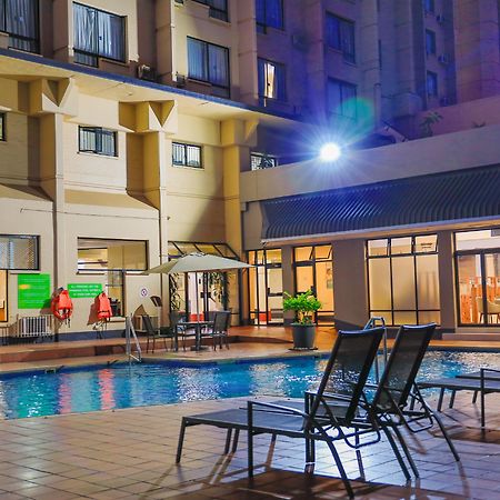 Holiday Inn - Harare By Ihg Buitenkant foto
