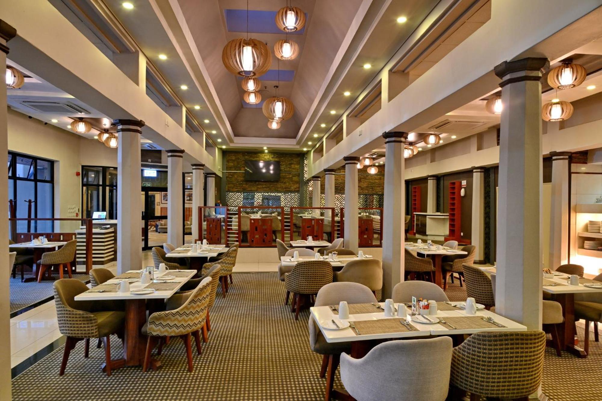 Holiday Inn - Harare By Ihg Buitenkant foto
