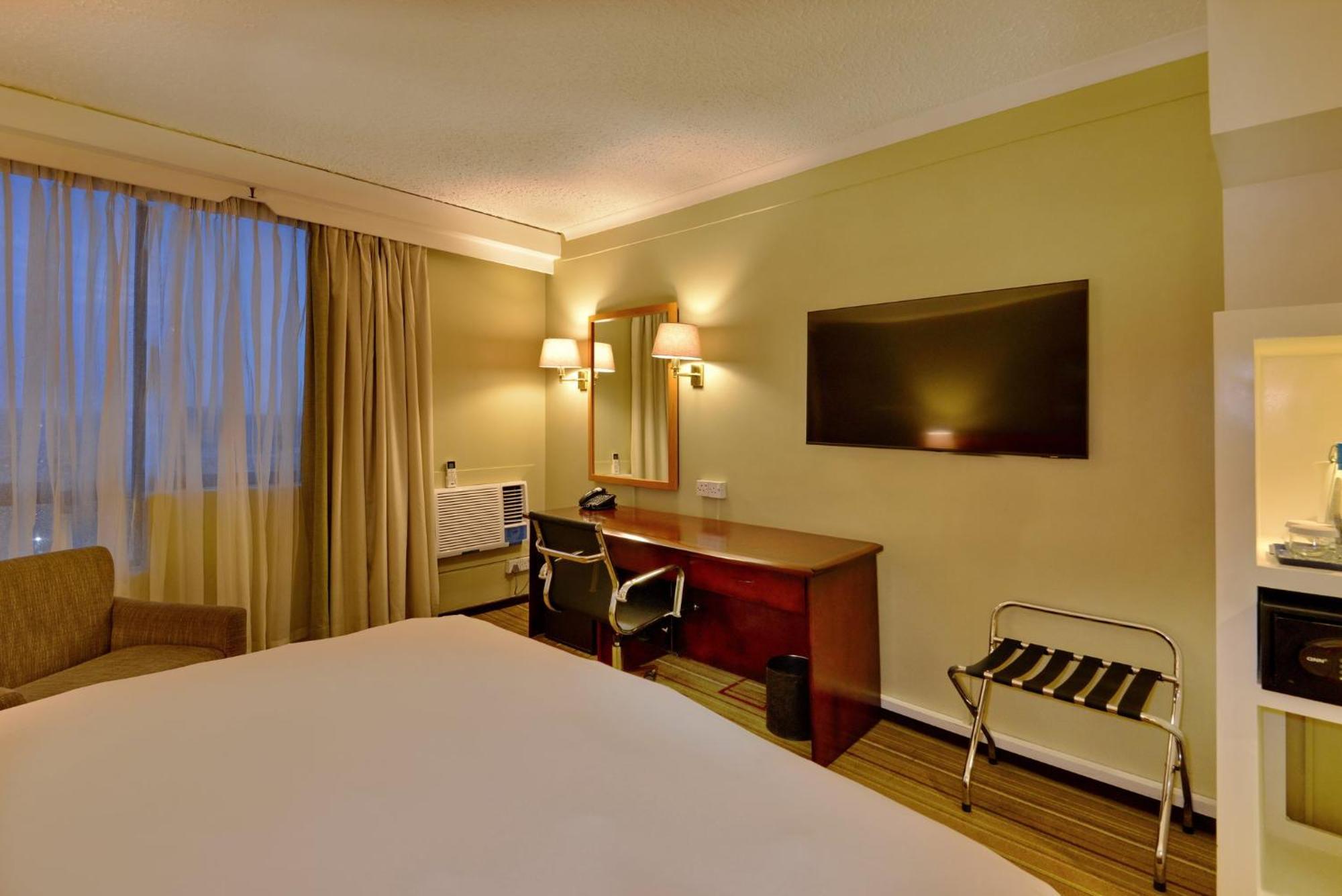 Holiday Inn - Harare By Ihg Buitenkant foto