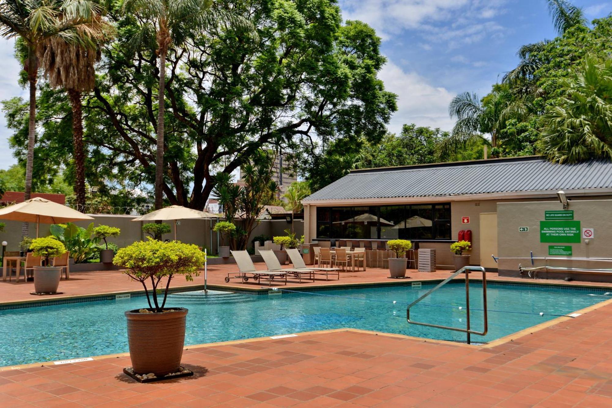 Holiday Inn - Harare By Ihg Buitenkant foto