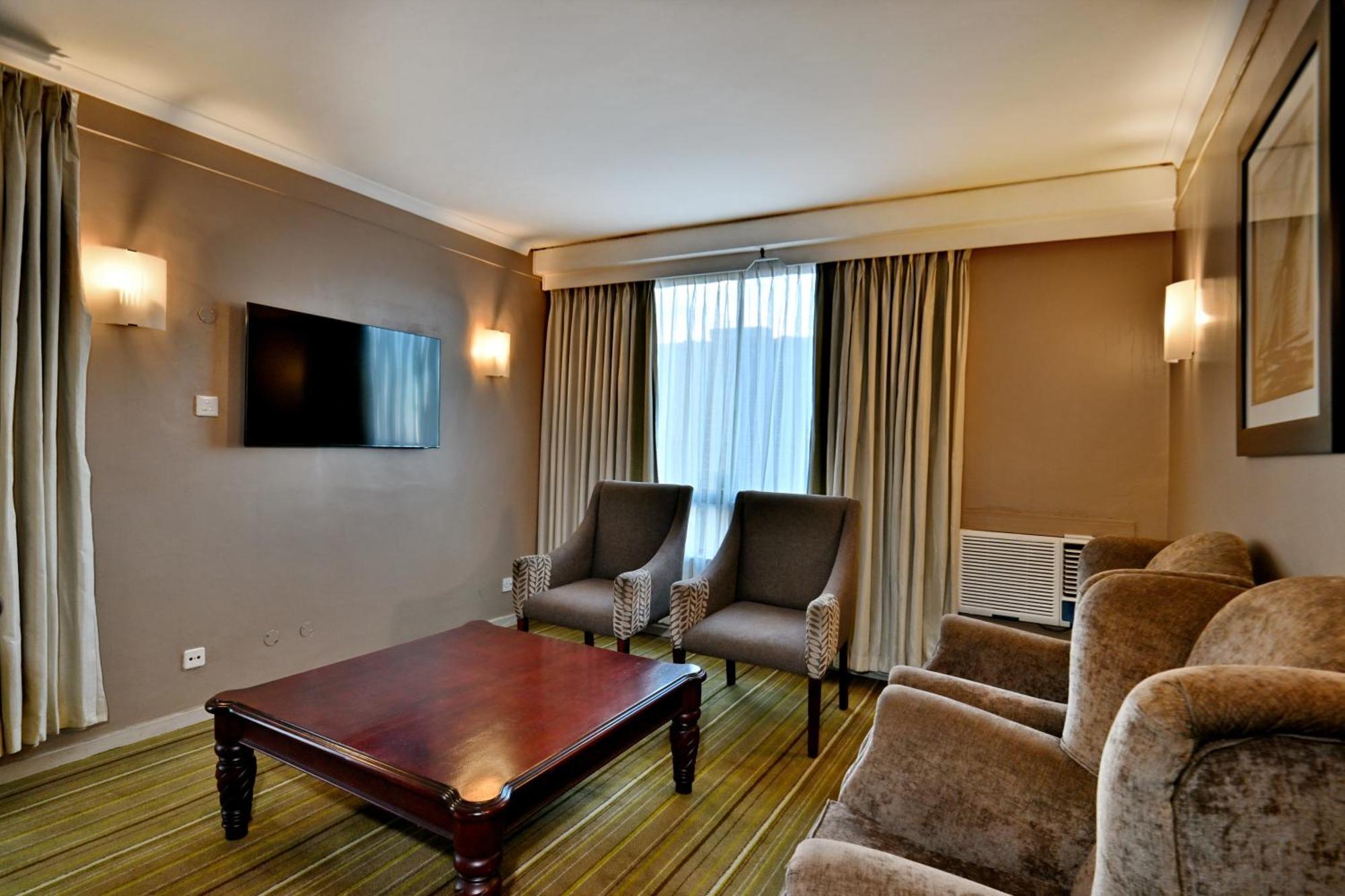 Holiday Inn - Harare By Ihg Buitenkant foto