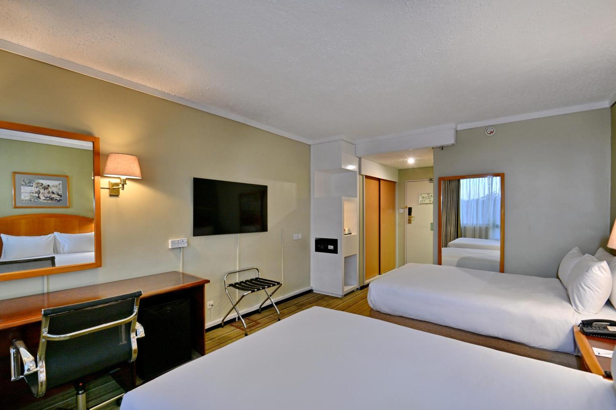 Holiday Inn - Harare By Ihg Buitenkant foto