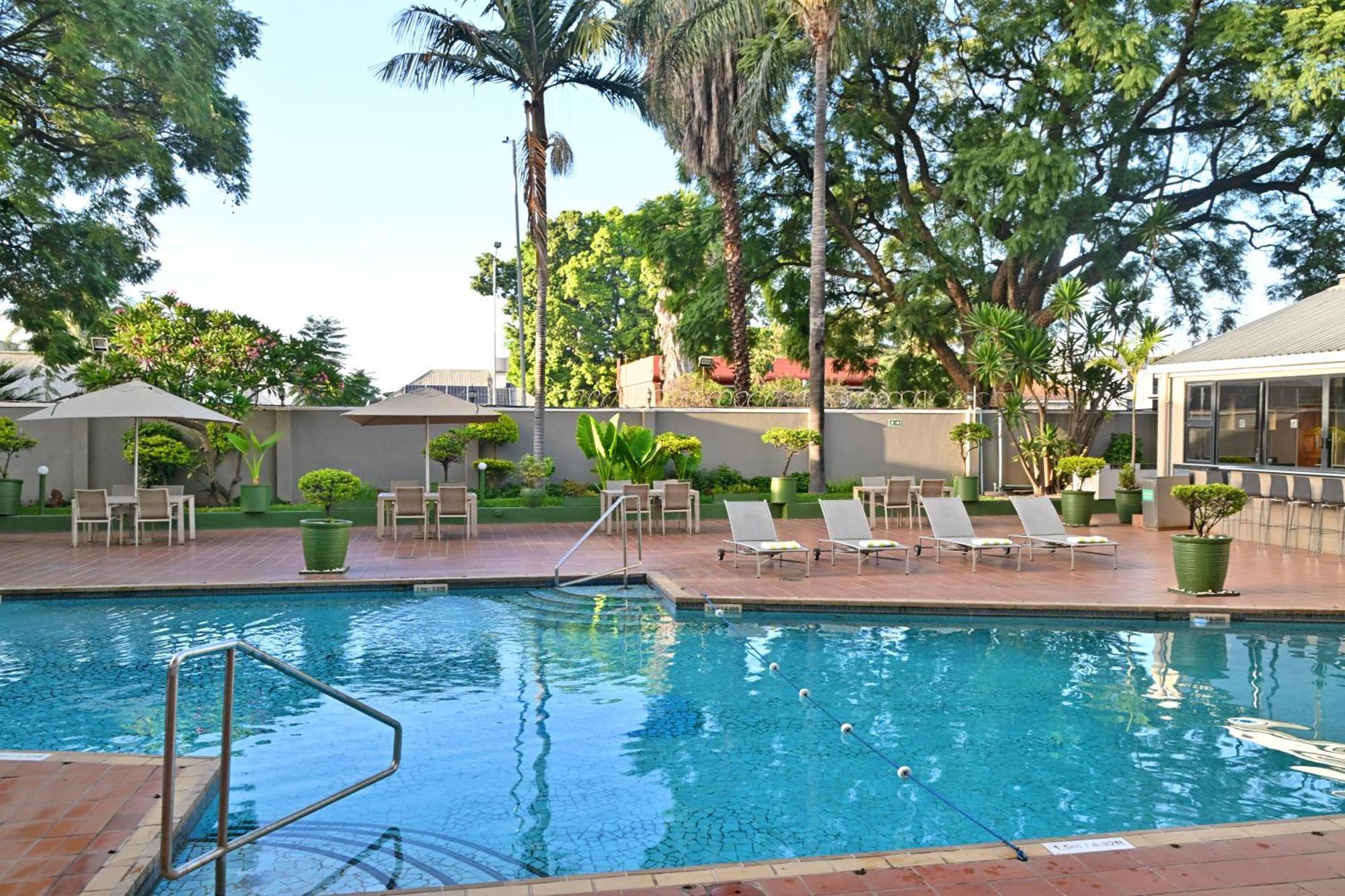 Holiday Inn - Harare By Ihg Buitenkant foto